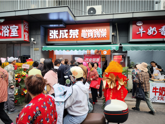 怎樣加盟電烤雞架小吃，開店都需要哪些設備？