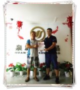 煙臺又一家張成榮電烤雞架加盟簽約成功，加盟實力見證！