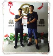 人未到錢先到的準加盟商現身張成榮電烤雞架總部簽約成功！