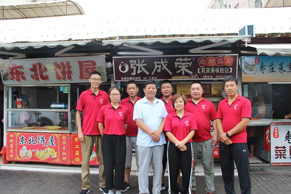 電烤雞架培訓(xùn)，張成榮電烤雞架培訓(xùn)現(xiàn)場(chǎng)