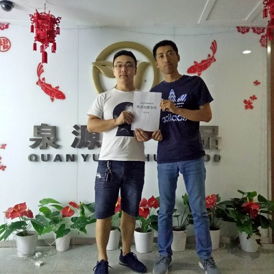 電烤雞架加盟，香辣雞架飯加盟