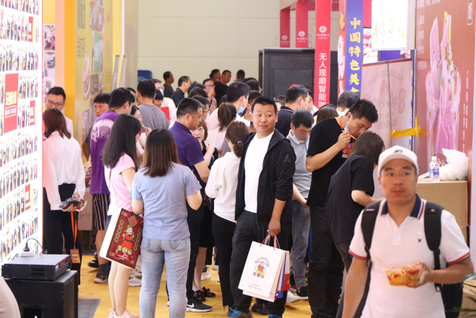 張成榮電烤雞架可靠嗎，加盟多少錢