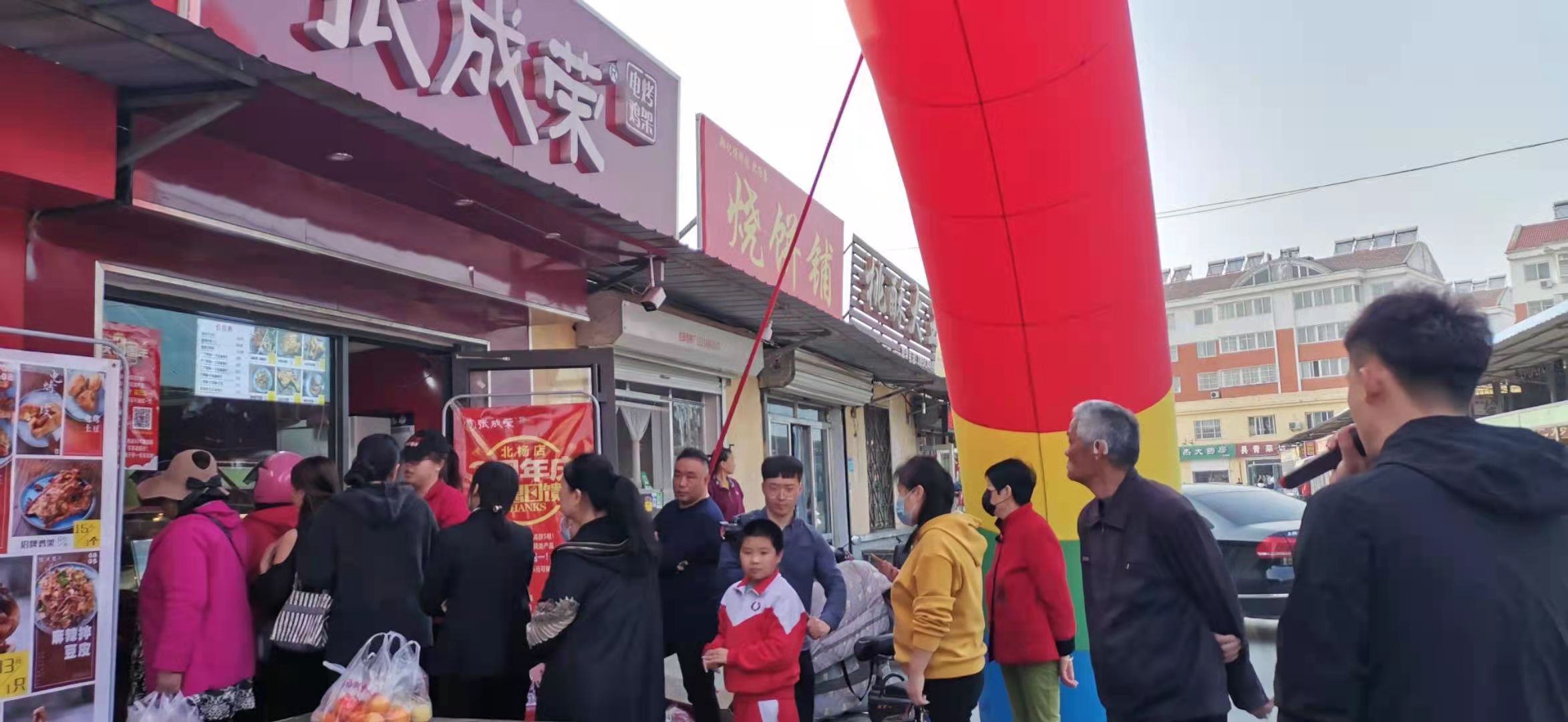 85后創業加盟小吃店,10㎡電烤小吃店,1-2人即可開店!